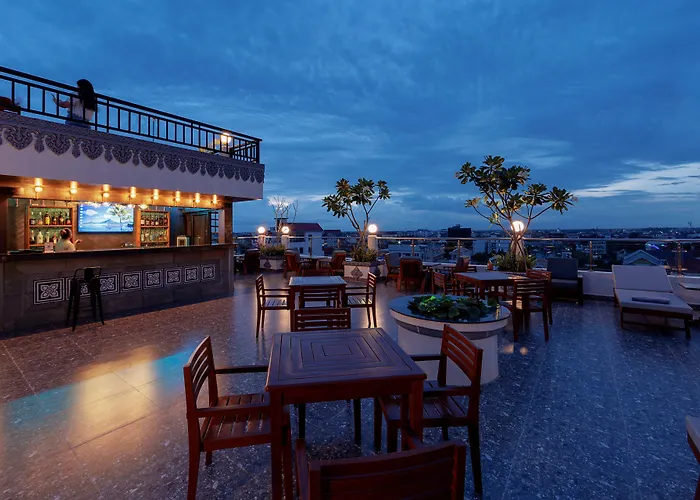 Hotel Two Seasons 5*