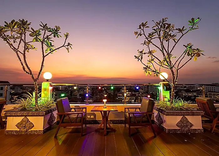 Hotel Two Seasons 5*
