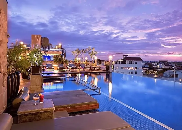 Hotel Two Seasons 5*