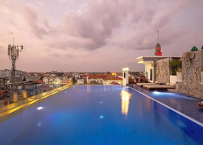 Hotel Two Seasons