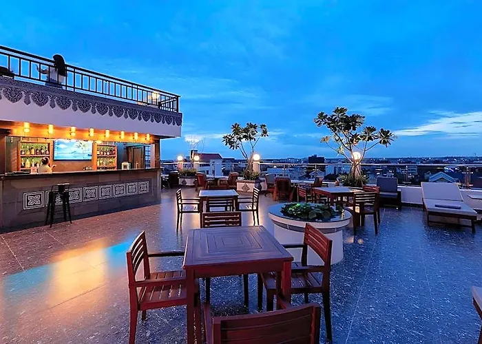 Hotel Two Seasons 5*