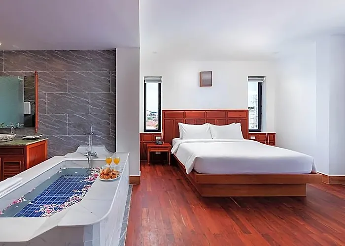 Two Seasons 5* Siem Reap