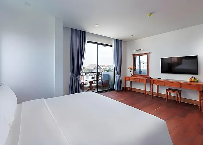 Two Seasons 5* Siem Reap